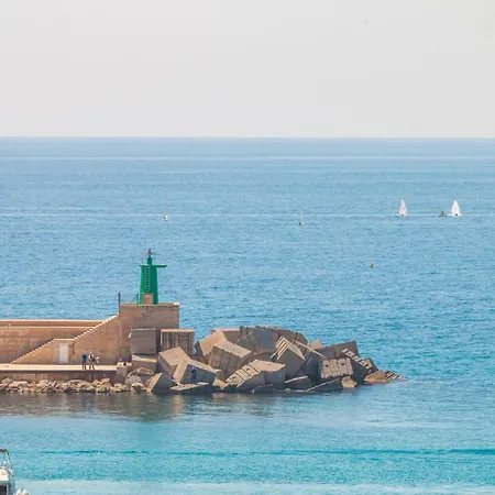 Ifach - Plusholidays *