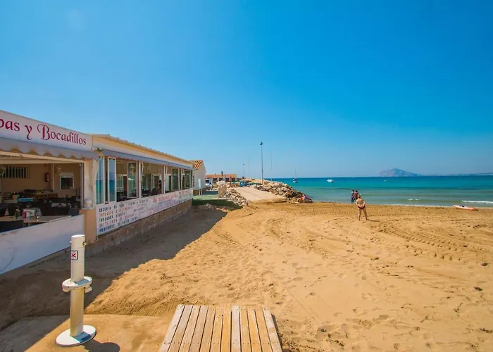 - Plusholidays アパート