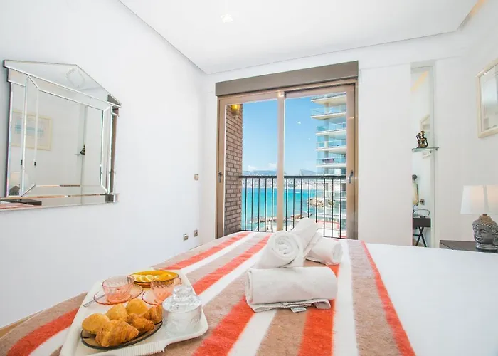 - Plusholidays Apartman Ifach